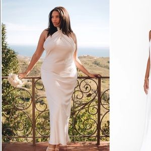 Jasmine Halter Maxi Dress (M) in Ivory Luxe Satin